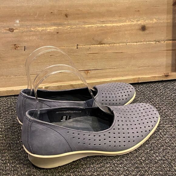 Ecco Felicia Navy Blue Nubuck Perforated Slip On Loafer Shoe, - Picture 2 of 6